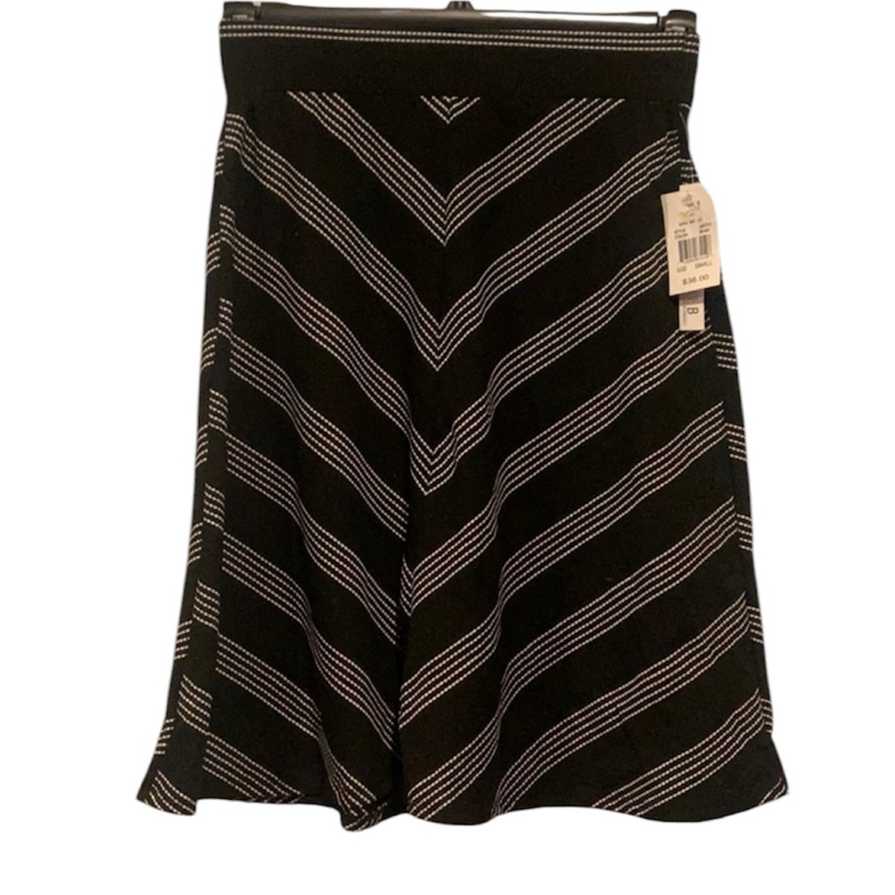 NWT Joe B Chevron Midi Skirt
